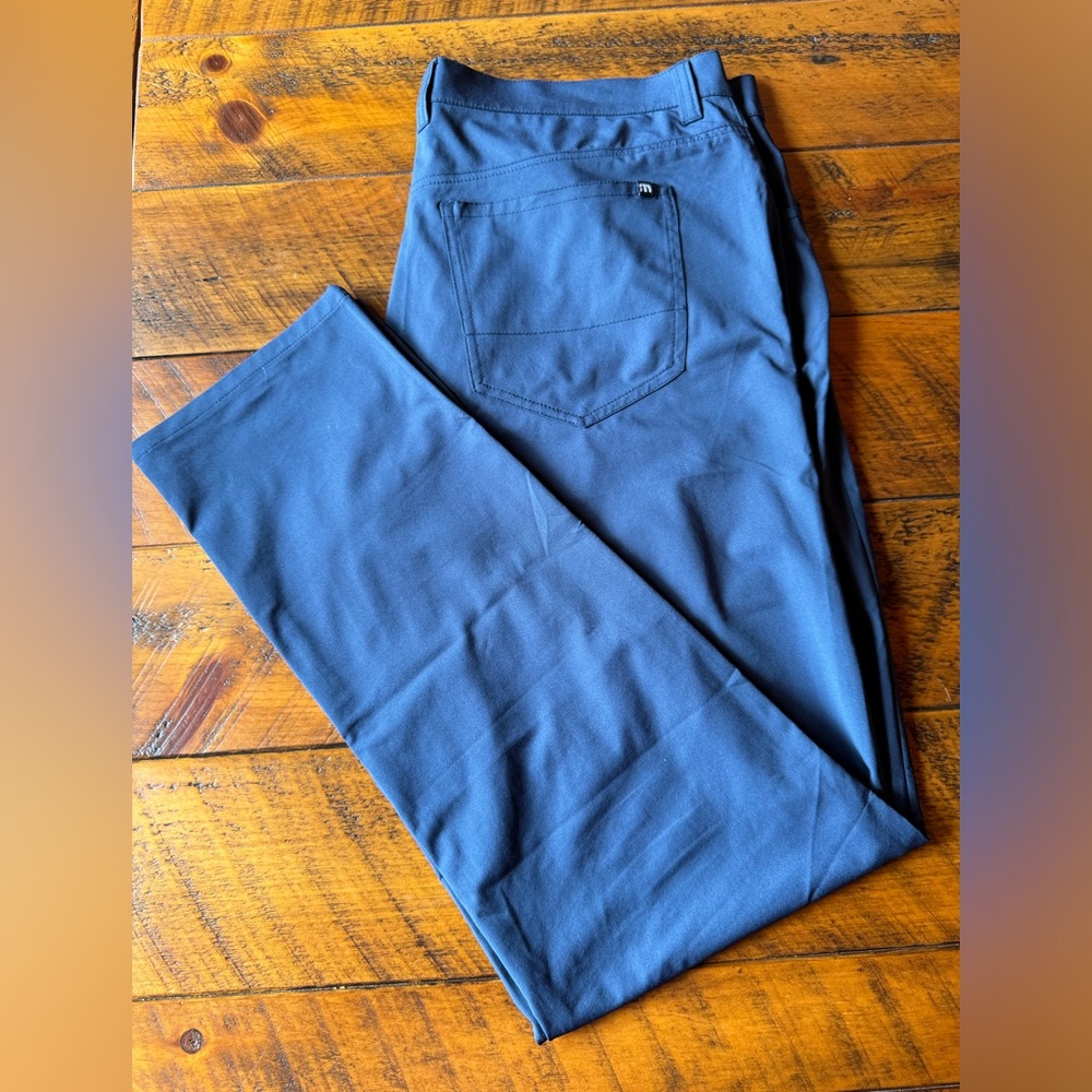 Travis Mathew Open to Close Tech Chino Navy Blue Performance Golf Pants Size 36